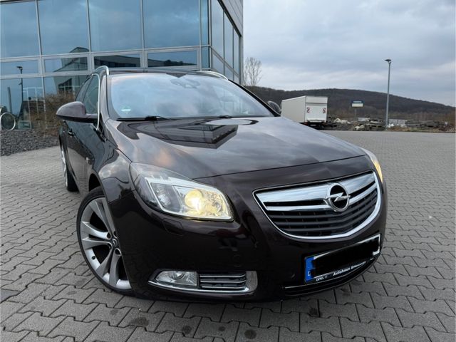 Opel Insignia A Sports Tourer Sport 4x4