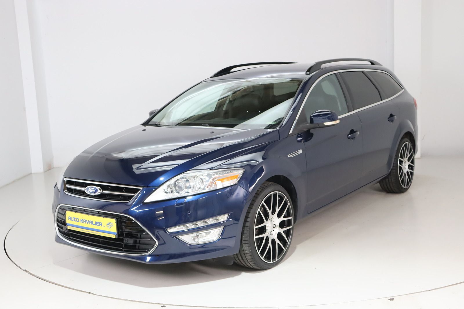 Fahrzeugabbildung Ford Mondeo Turnier 2.0i Titanium * Sitzhzg * Top