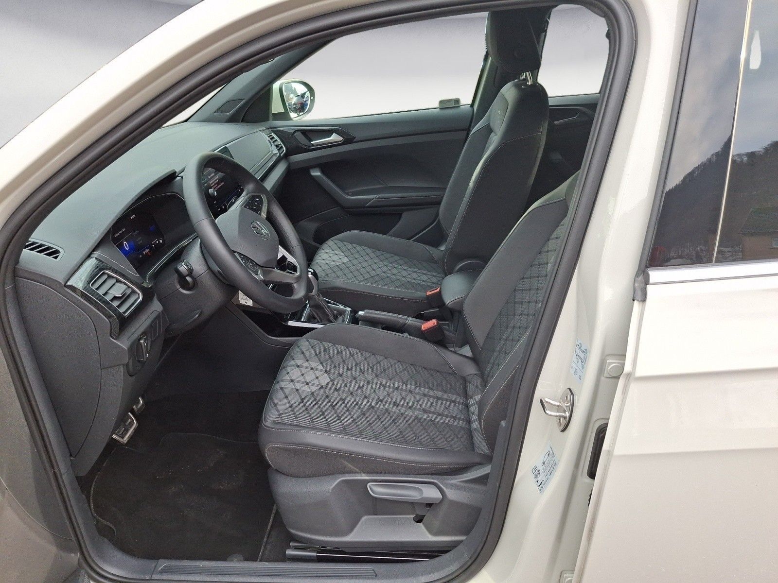 Volkswagen T-Cross - Bild 8