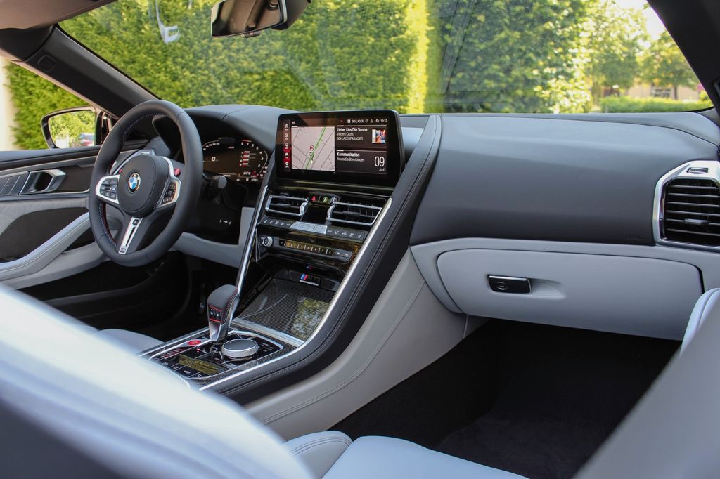 BMW M8 Competition xDrive Cabrio / LASER / M-DRIVERS BMW M8 Competition xDrive Cabrio / LASER / M-DRIVERS