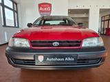 Toyota Carina - Toyota Carina mit Benzin-Antrieb