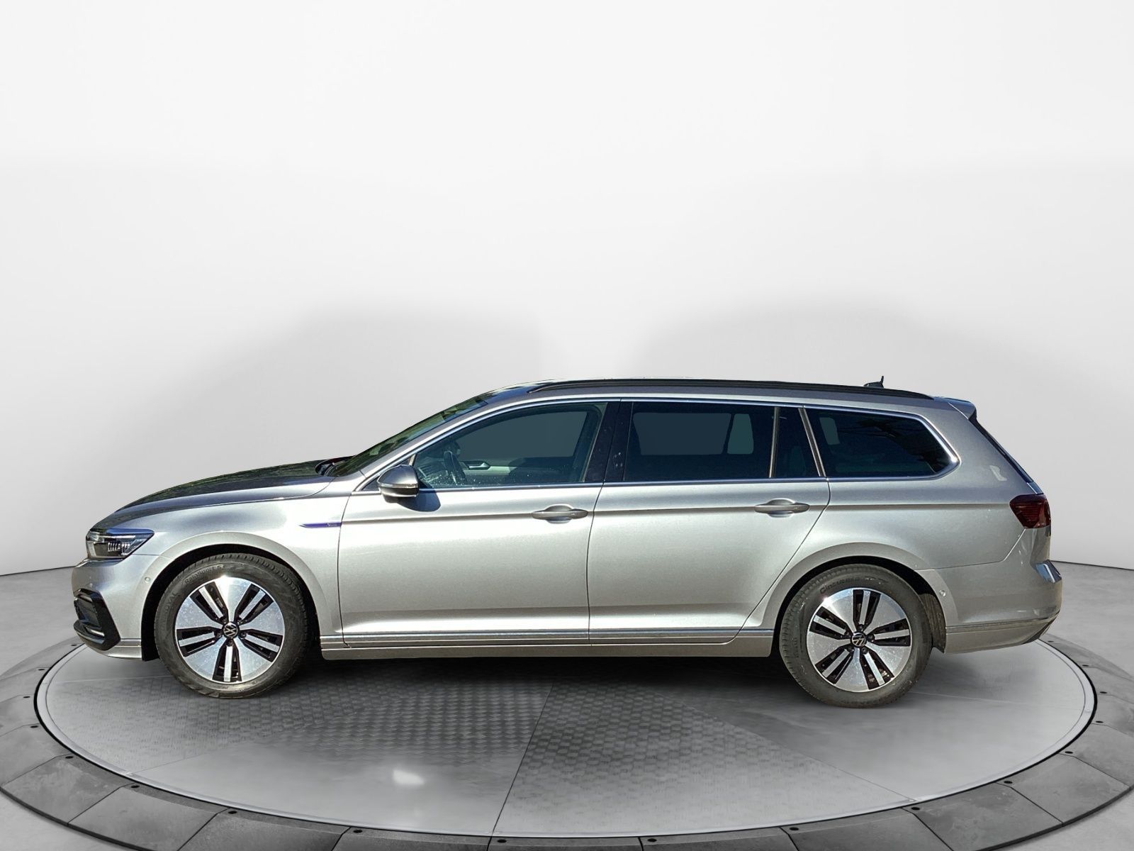 Volkswagen Passat Variant - Bild 3
