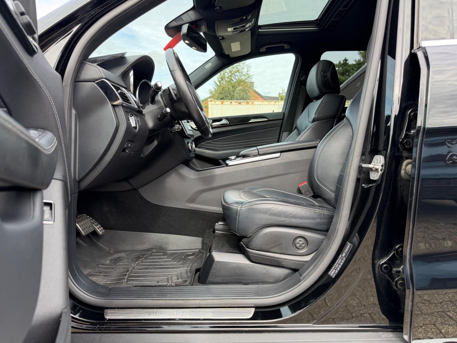 Mercedes-Benz ML 350 CDI 4Matic AMG PAKET 1.HD Leder H&K