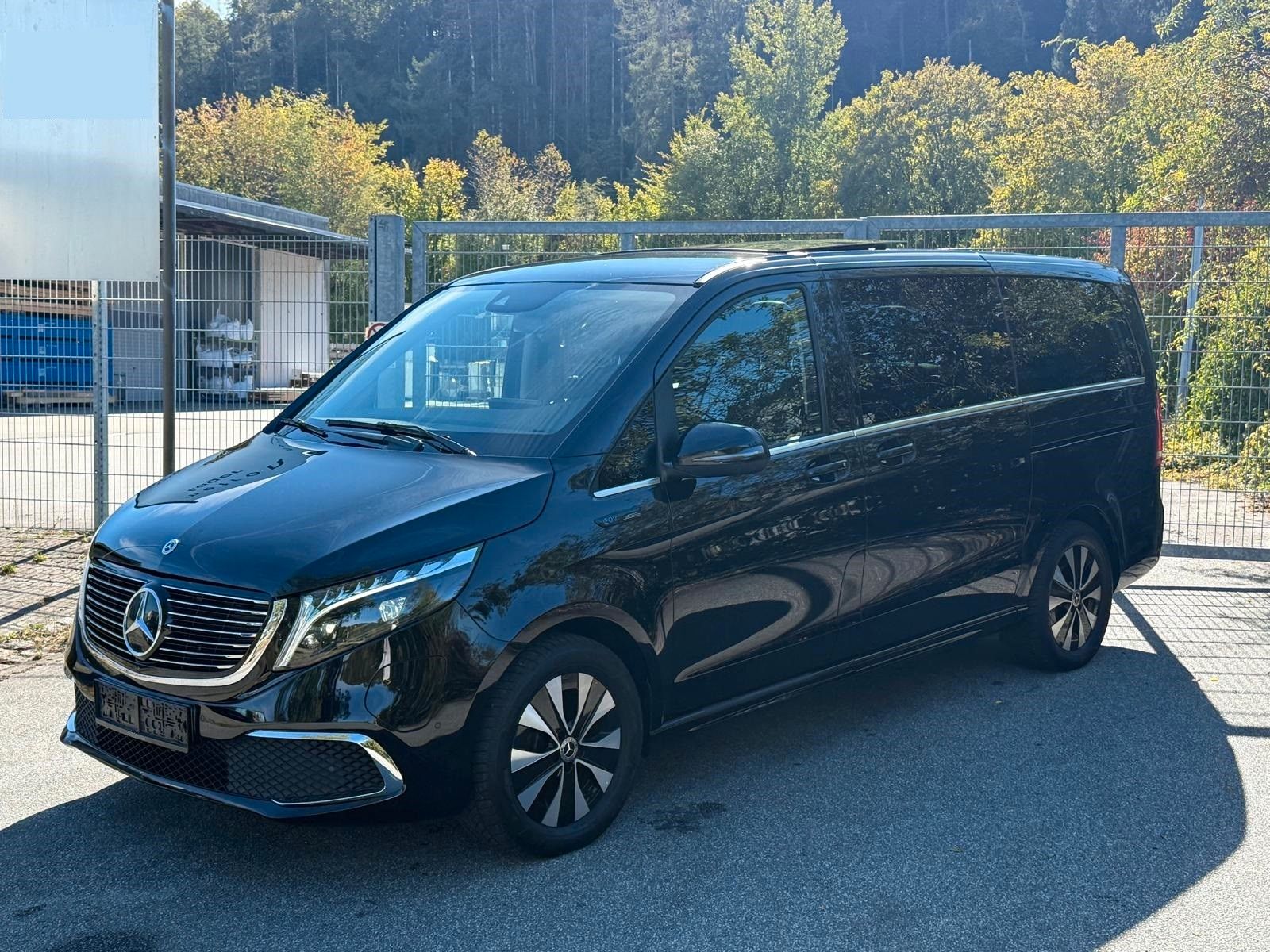Mercedes-Benz EQV 300 L AMG AVANTG EL.TÜRE BURMESTER ACC 8Sitz imagem 2