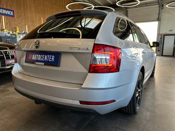 Skoda Octavia Combi Ambition *AHK*TEMPO*NAVI*2-ZONEN*