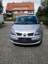 Renault Schöner gepflegter Renault Scenic 1,5 / 10... - Renault Scenic aus 2008 mit Diesel-Antrieb