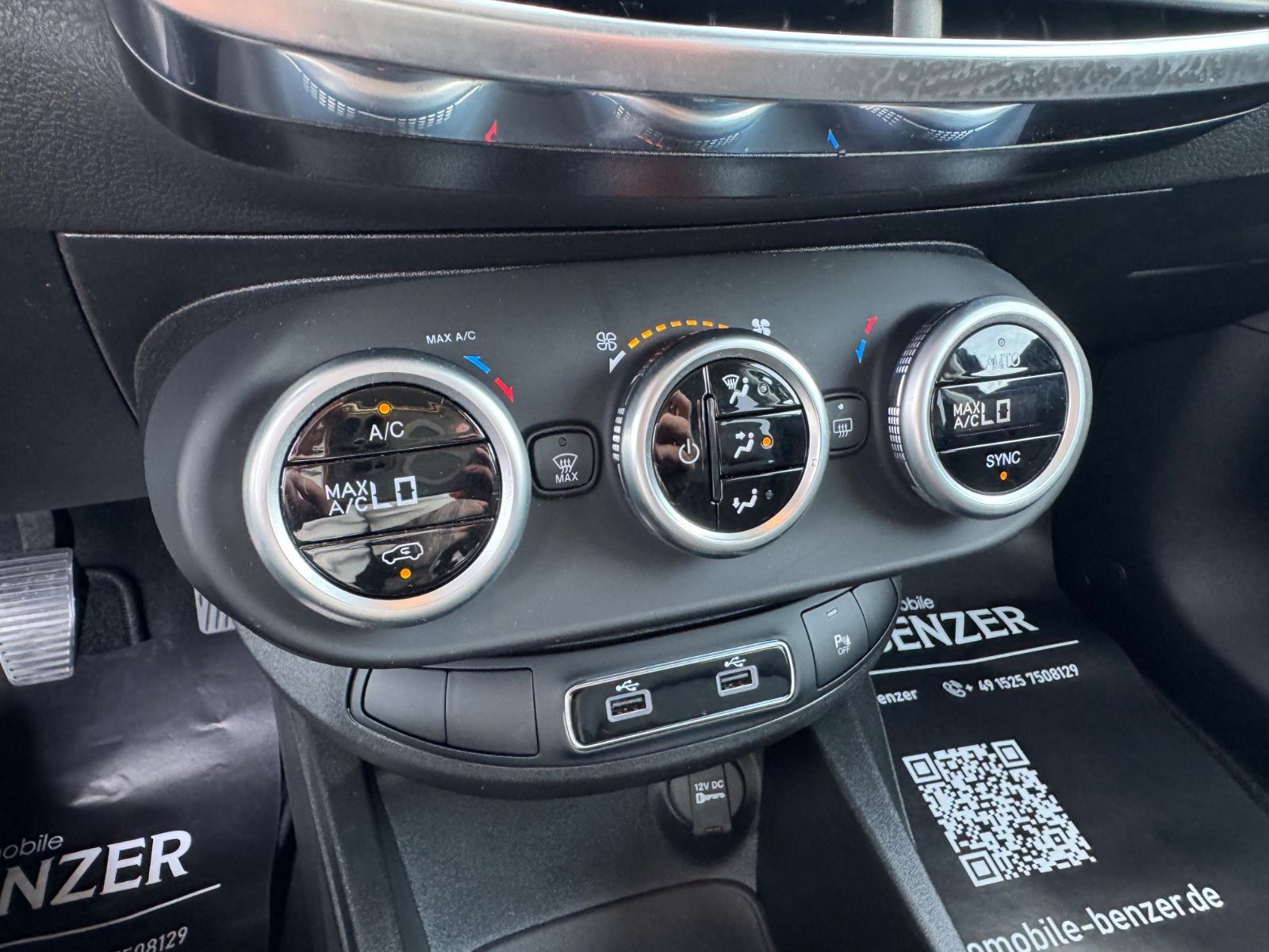 Fahrzeugabbildung Fiat 500X Lounge/LED/R-Cam/KlimaAuto/PDC/