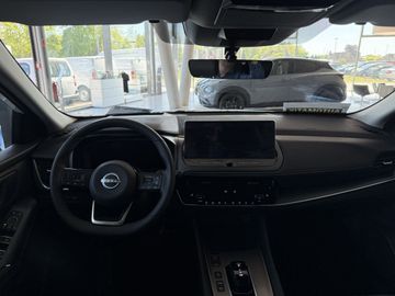 Fotografie des Nissan Qashqai 1.5 VC-T e-Power N-Connecta (J12)