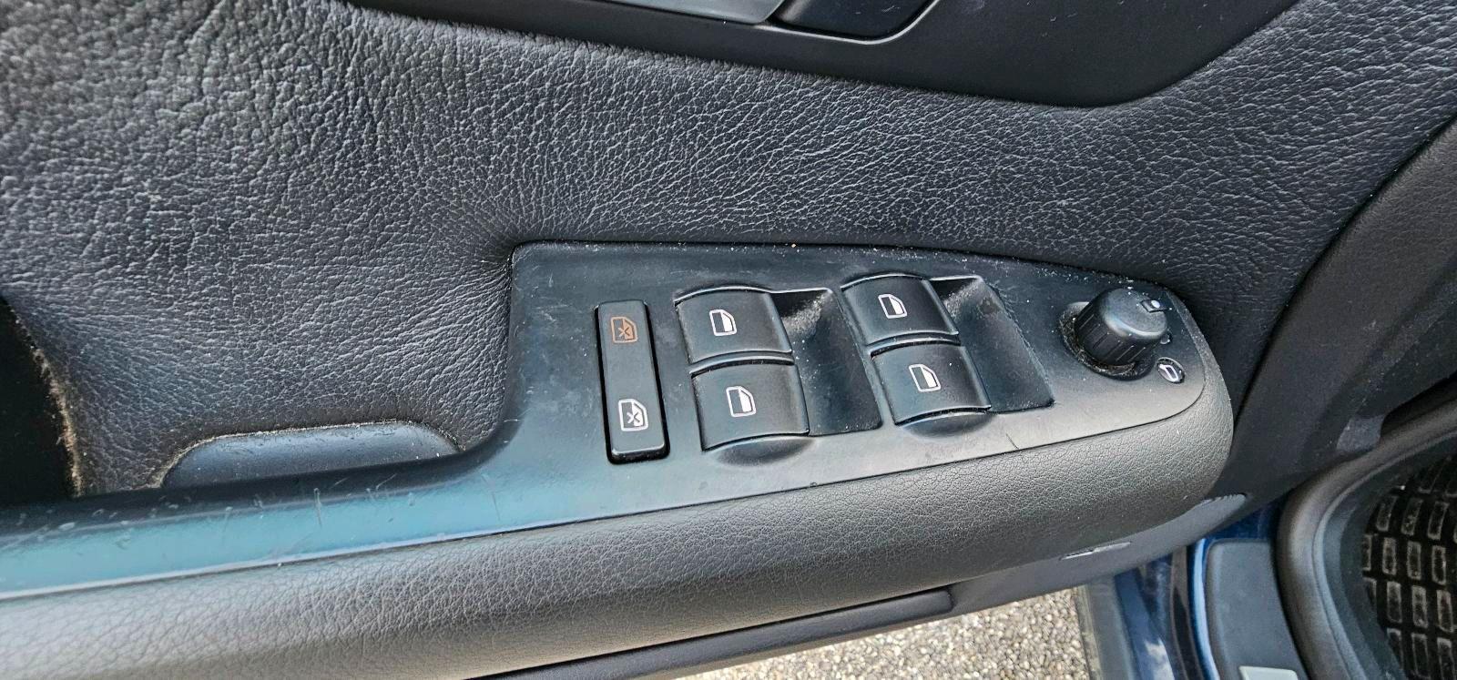 Audi A4 2004 — photo 10