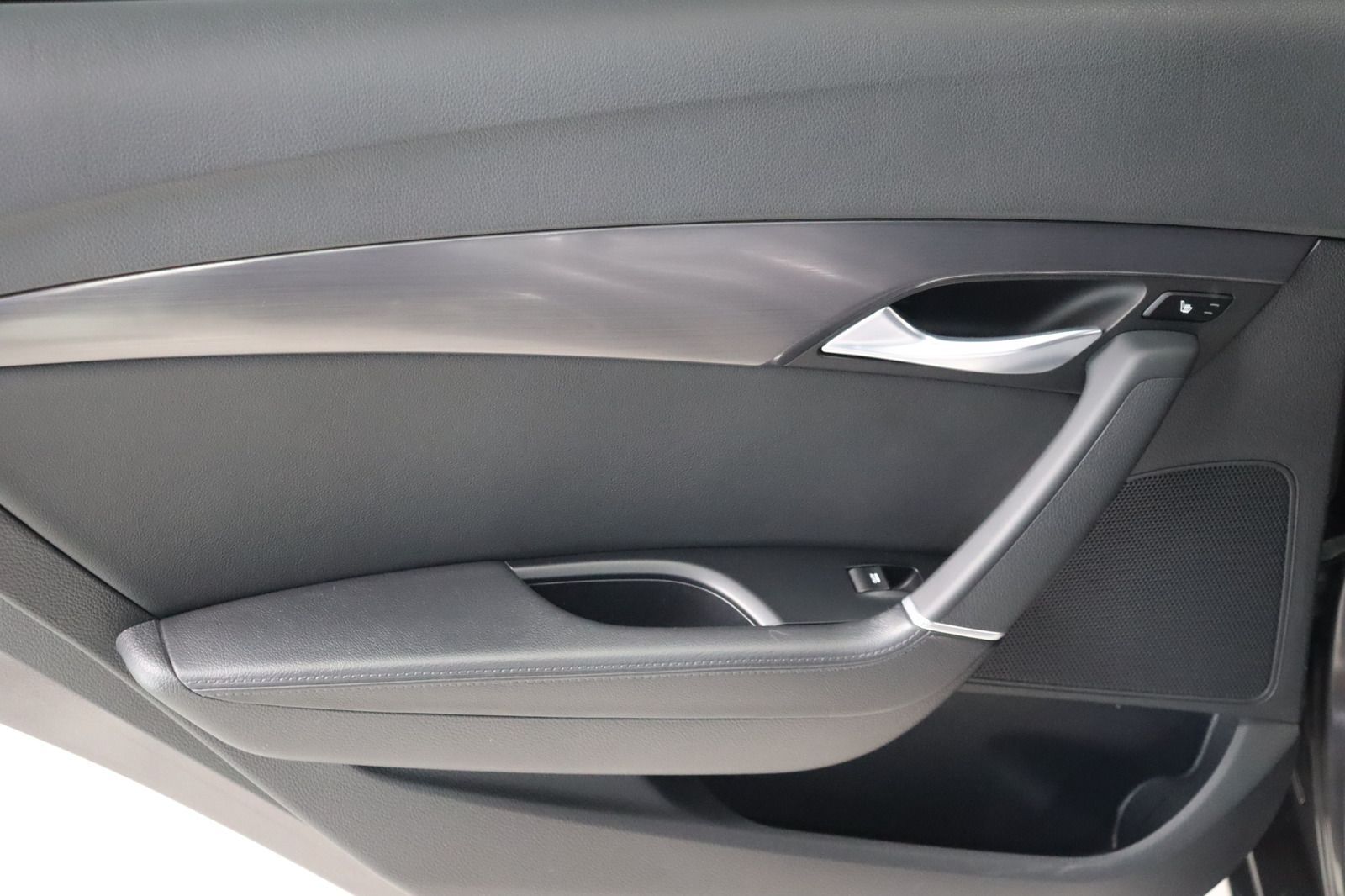 Fahrzeugabbildung Hyundai i40 CW 1.6 CRDi Space Plus * Sitzhzg./-lüftung