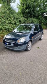 Ford Fiesta Mk6 1.3 69 PS Dunkelblau TÜV b... - Ford Fiesta aus 2007: 1.6