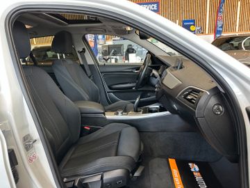 BMW 120 i Sport Line *LED*Navi*Schiebedach*