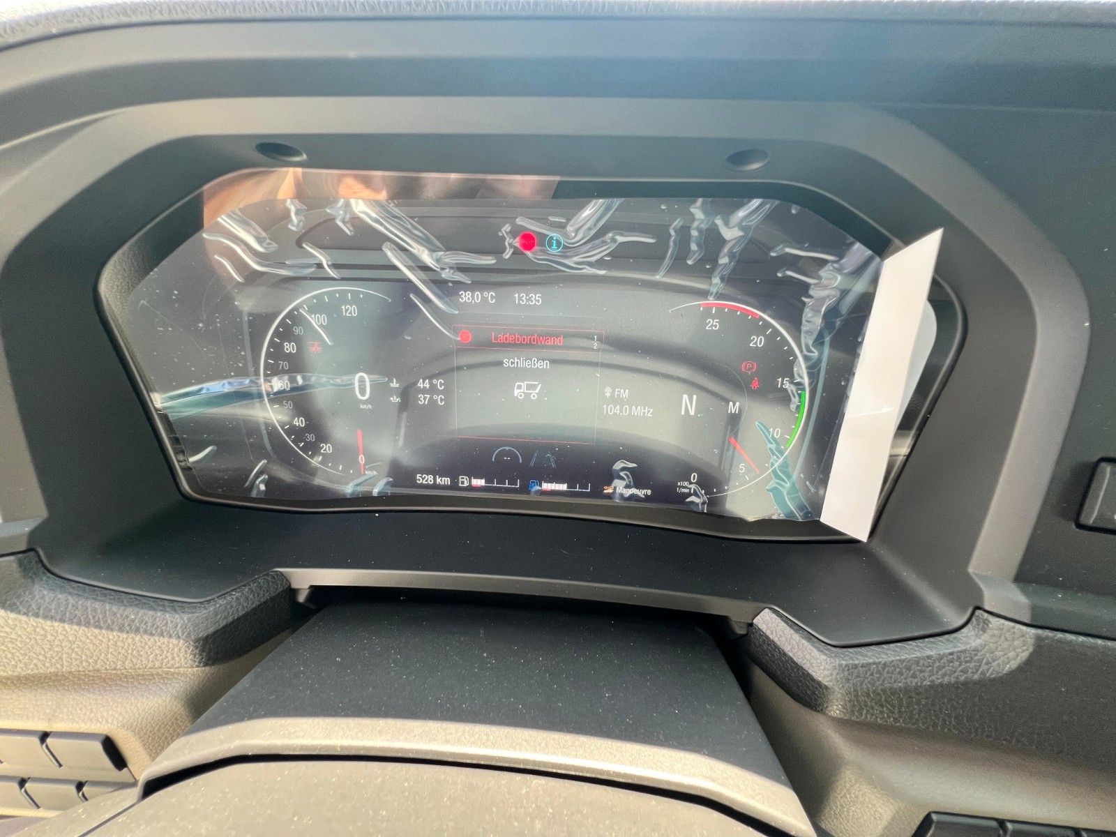 Fahrzeugabbildung MAN 26.480 6x2-4 LL CH