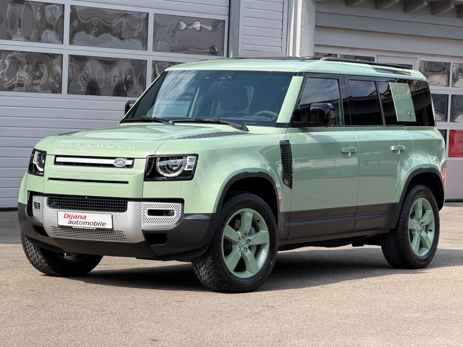 Land Rover Defender110 D300 75th Edition 1Hd Unfallfrei TOP