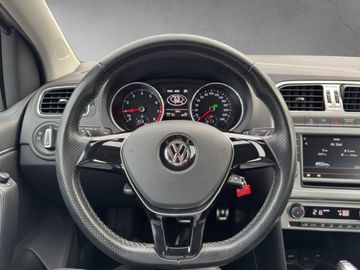 Volkswagen Polo 1.2 TSI DSG Cross *2XPDC*SHZ*NAV*XENON* ALU