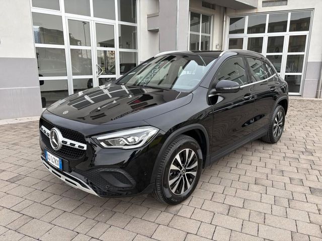 Mercedes-Benz Mercedes-benz GLA 180 d Automatic Business