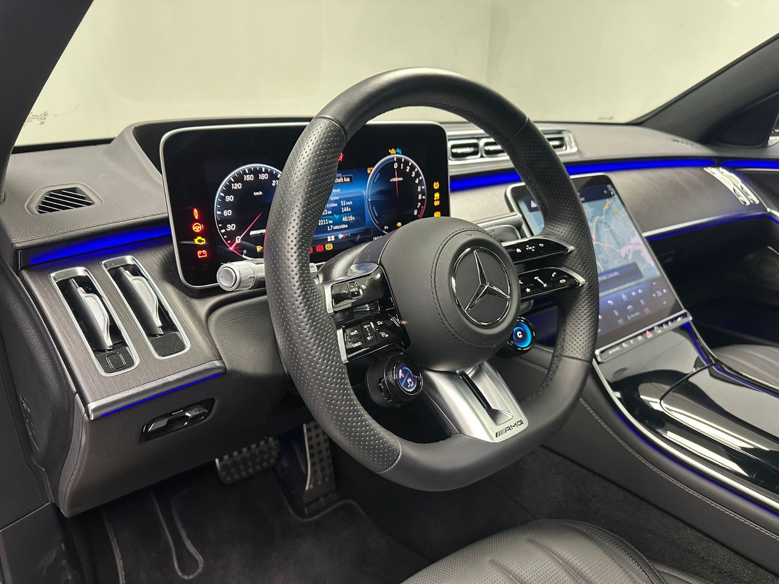 Fahrzeugabbildung Mercedes-Benz S 63 AMG E Performance L *Manufaktur*FIRST CLASS