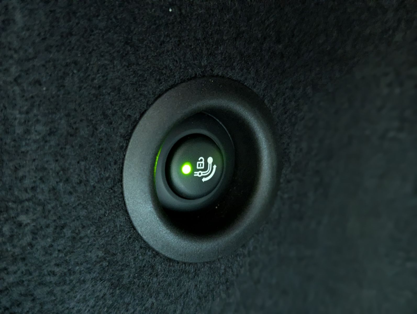 Fahrzeugabbildung BMW 220 Active Tourer i Travel-Paket Panorama AHK