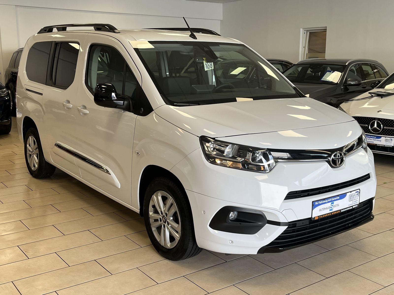 Toyota Proace City L2 Team Deutschland*7-Sitzer*Navi*1H imagem 3
