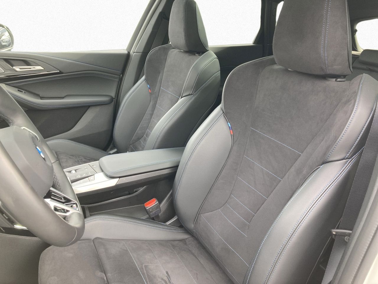 BMW 223 Active Tourer - Bild 14