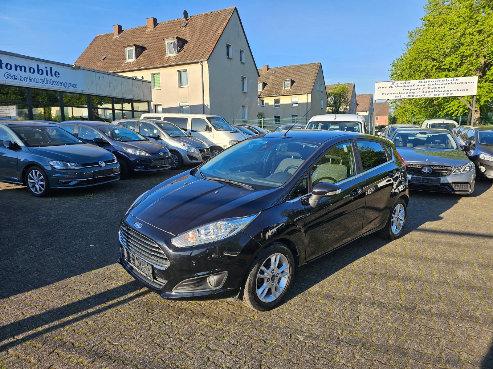 Ford Fiesta Titanium 15"Alu*ZahnriemenNeu*Navi*