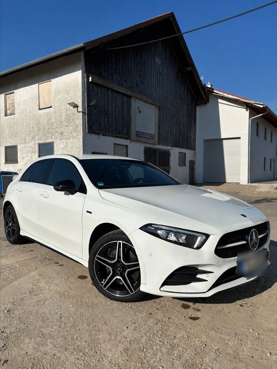 MERCEDES-BENZ Mercedes A 250 e Hybrid, AMG, Plug in Hybrid