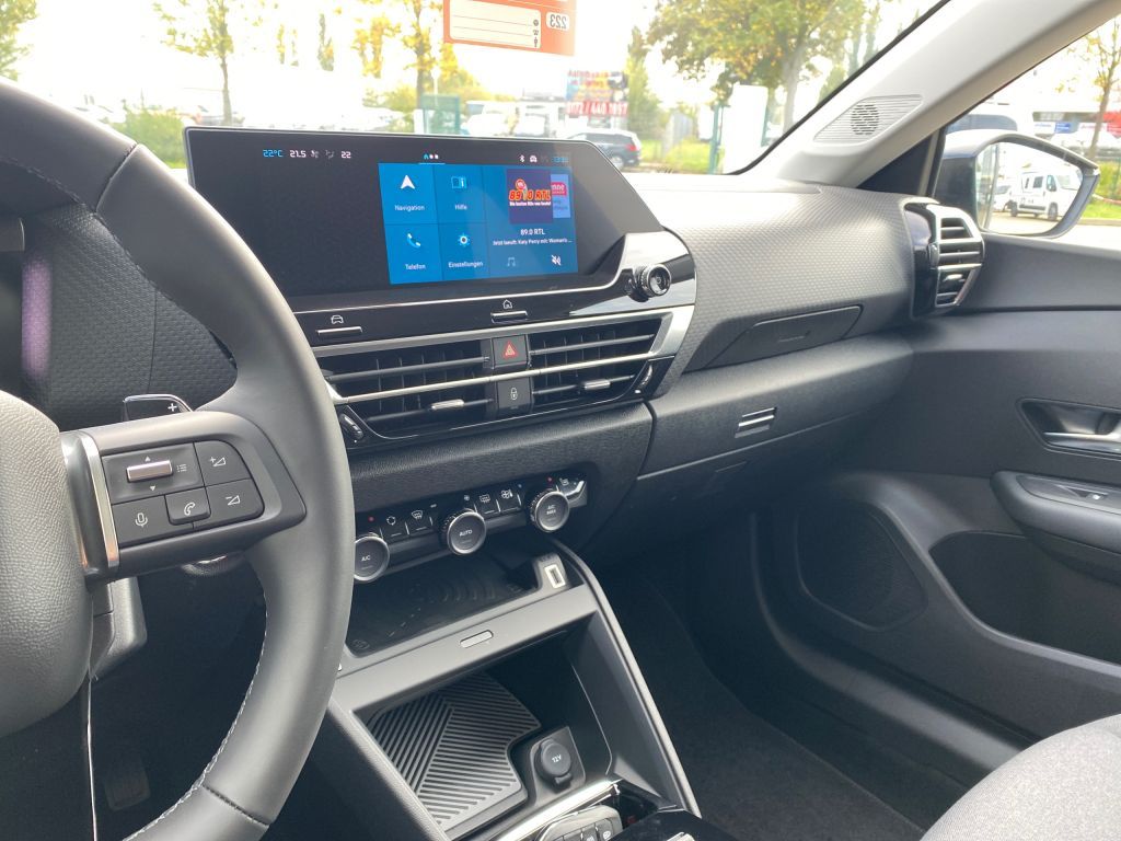Fahrzeugabbildung Citroën C4 PureTech 130 Stop&Start EAT8 MAX *Kälte-Paket