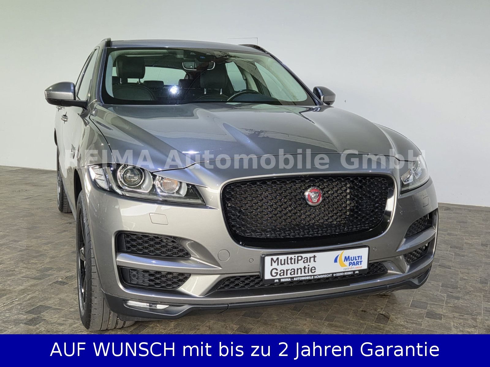 Fahrzeugabbildung Jaguar F-PACE 2,0T Prestige AWD, Pano, Leder, Meridian