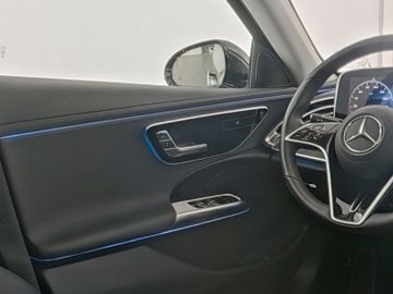 Mercedes E 220 - 4