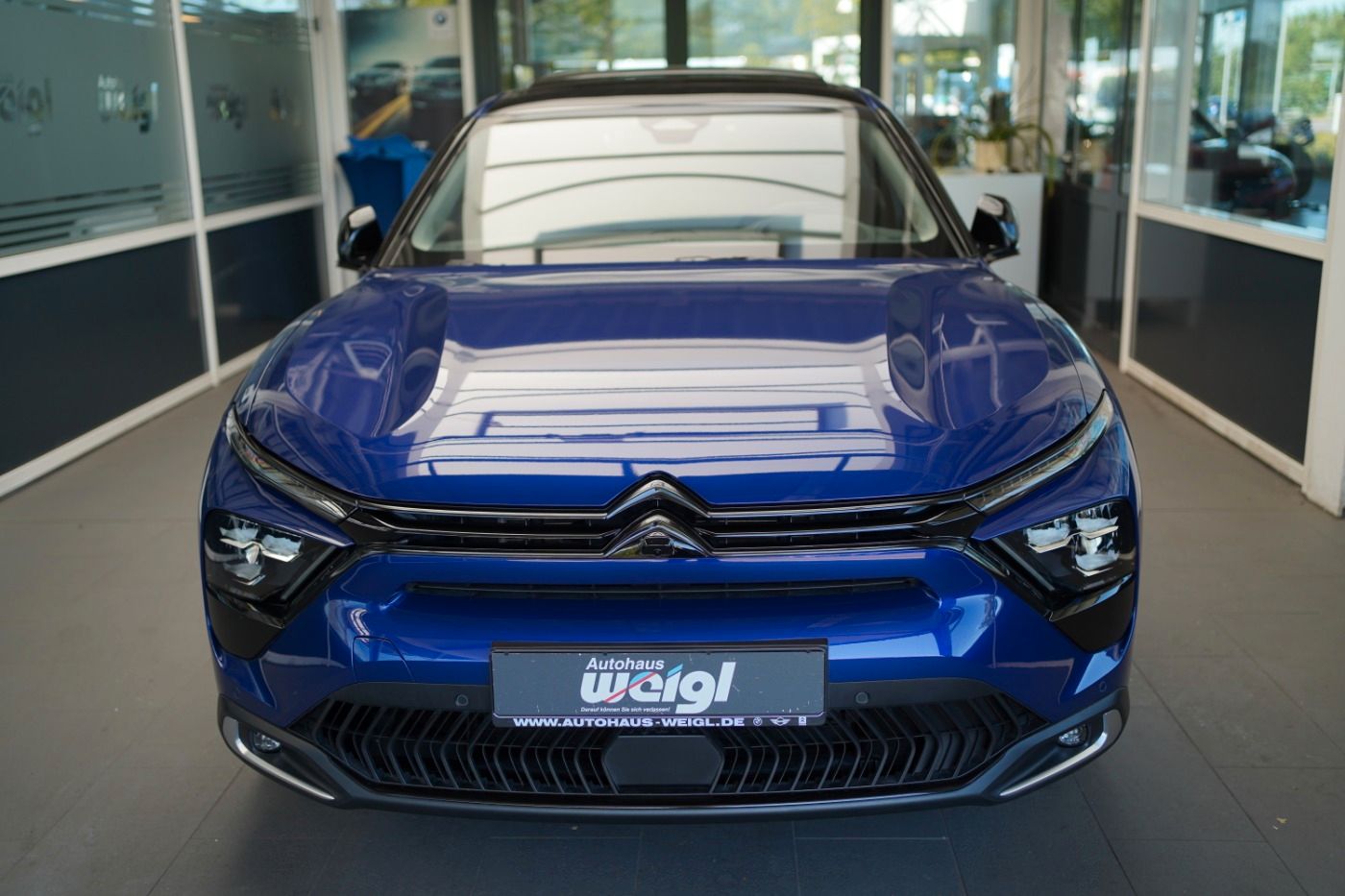 Fahrzeugabbildung Citroën C5 X PureTech 180 EAT8 Shine Pack Automatik Navi