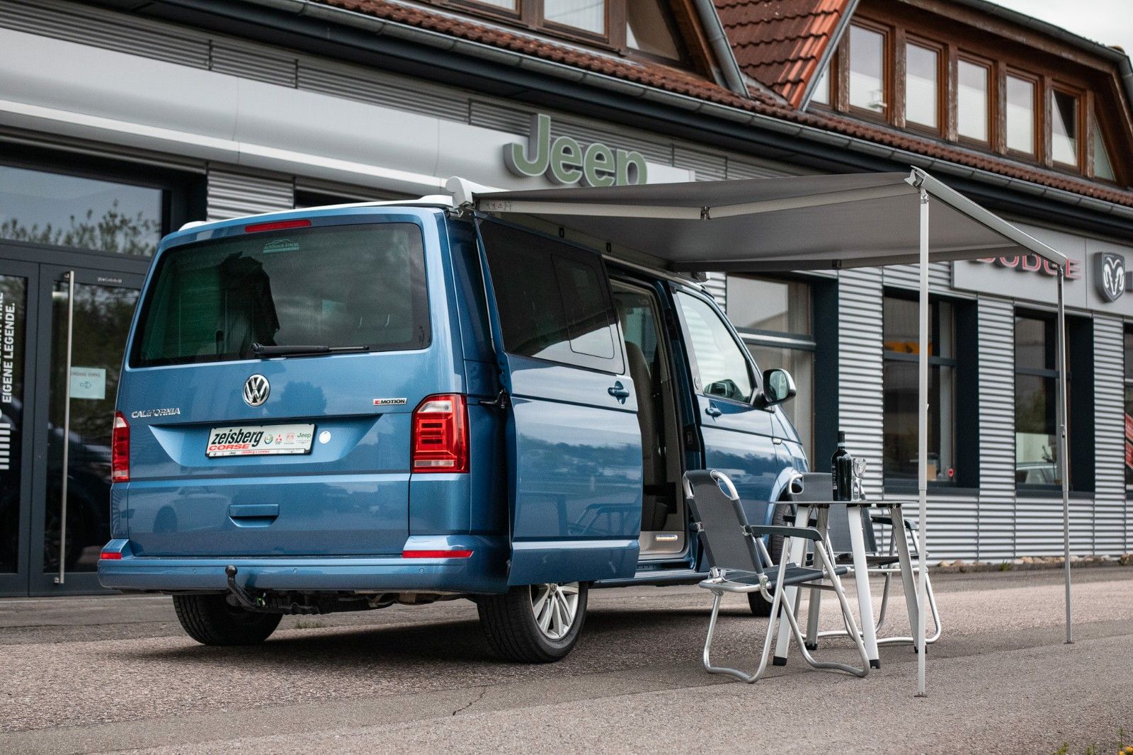 Fahrzeugabbildung Volkswagen T6 California Coast "30 Years"  4Motion 516€/Mon