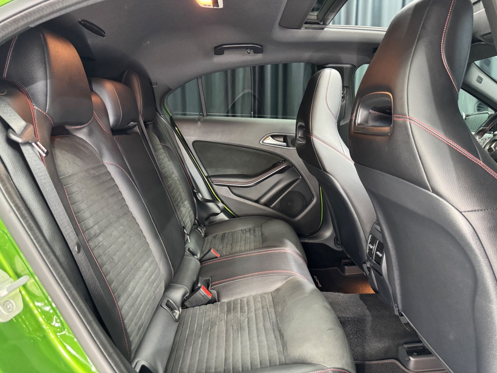 Fahrzeugabbildung Mercedes-Benz A 220 4Matic|7G-AUTOMATIK|PANO|NIGHT-PAKET|AMG|