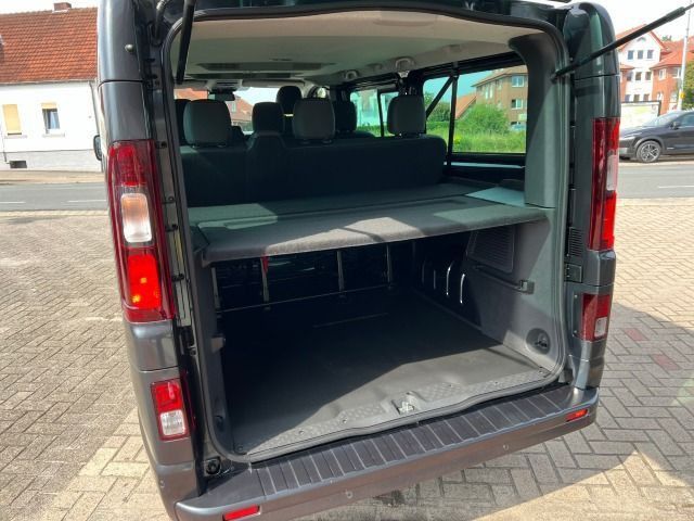 Fahrzeugabbildung Nissan Primastar Kombi dCi 170 L2H1 3,0t Tekna Automati
