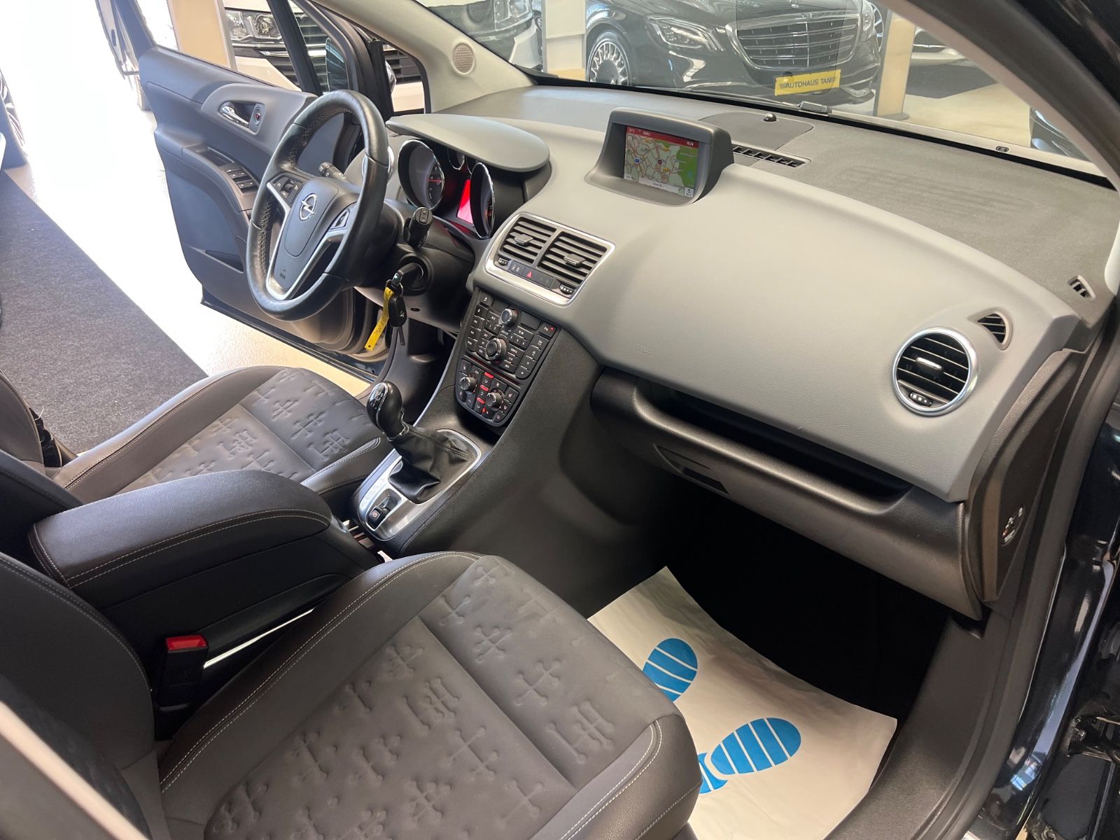 Fahrzeugabbildung Opel Meriva B Innovation *RÜCKFAHRKAMERA*NAVI*