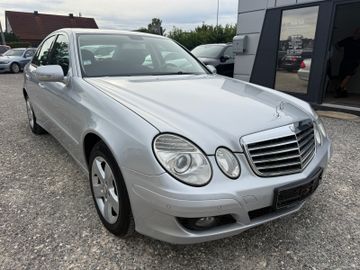 Mercedes E 220 - 1