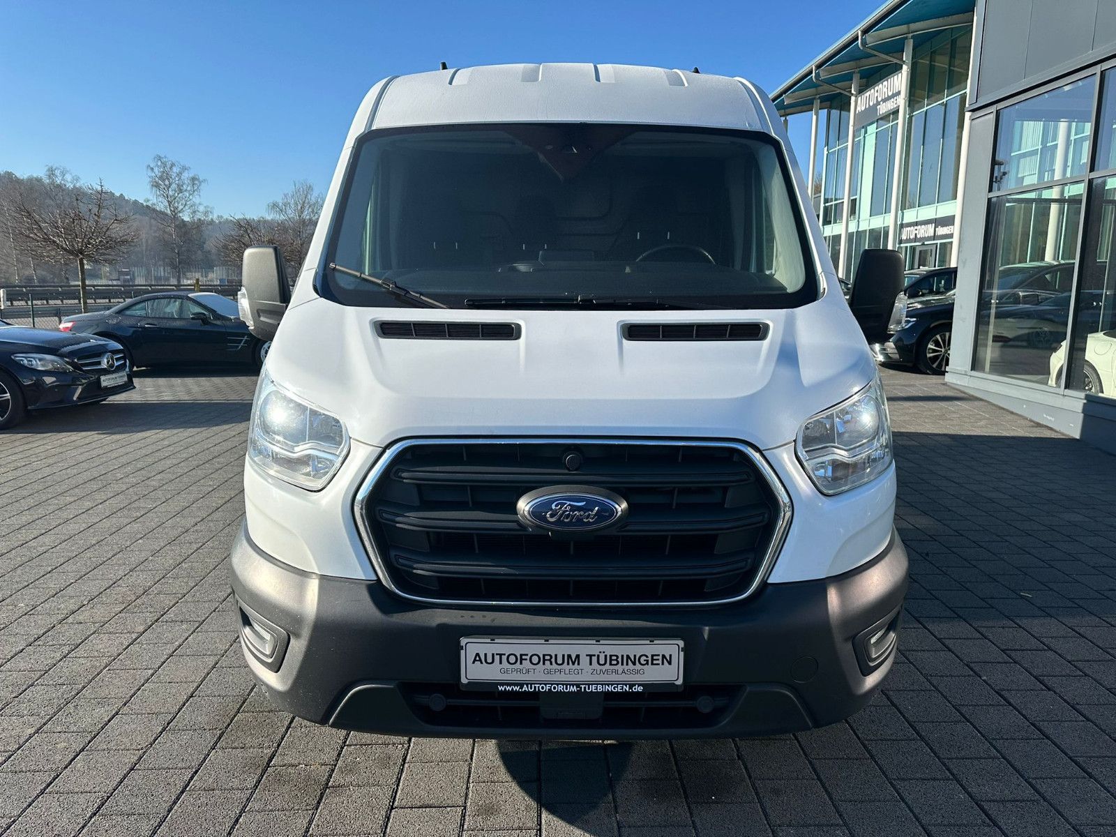 Fahrzeugabbildung Ford TRANSIT 350 L3H2 *AUTOM*LADEFLÄCHE klimatisiert