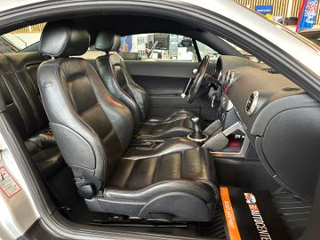Audi TT *Klima*elek. Fenst.* Sport* Coupe*