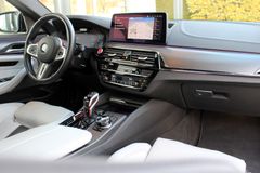 BMW M5 Competition xDrive/ LASER/ MASSAGE/ M DRIVERS BMW M5 Competition xDrive/ LASER/ MASSAGE/ M DRIVERS