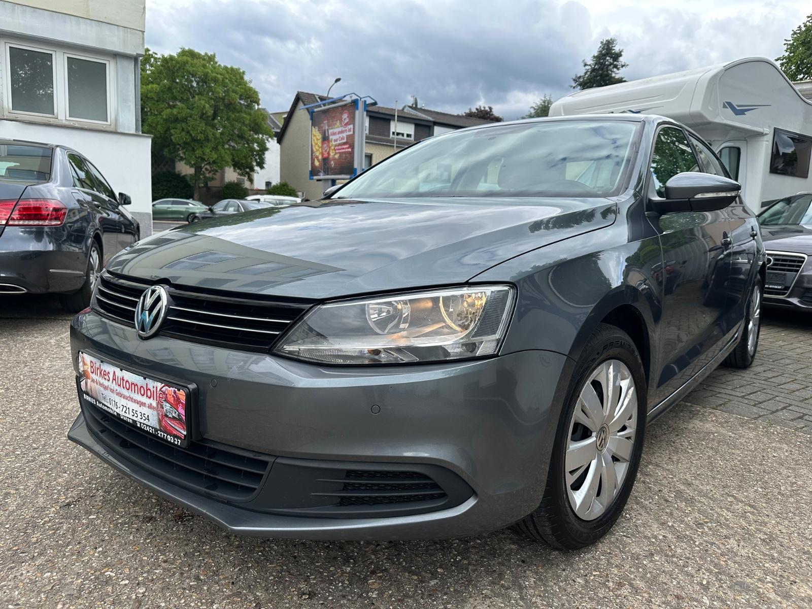 Volkswagen Jetta 1.6 TDI DSG/ Sitzthz/ Leder/ Tempomat