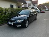 Skoda Octavia 1.4 TSI G-TEC Combi Ambition 5€ je 100km - Skoda Octavia mit CNG-Antrieb: mit Navigationssystem