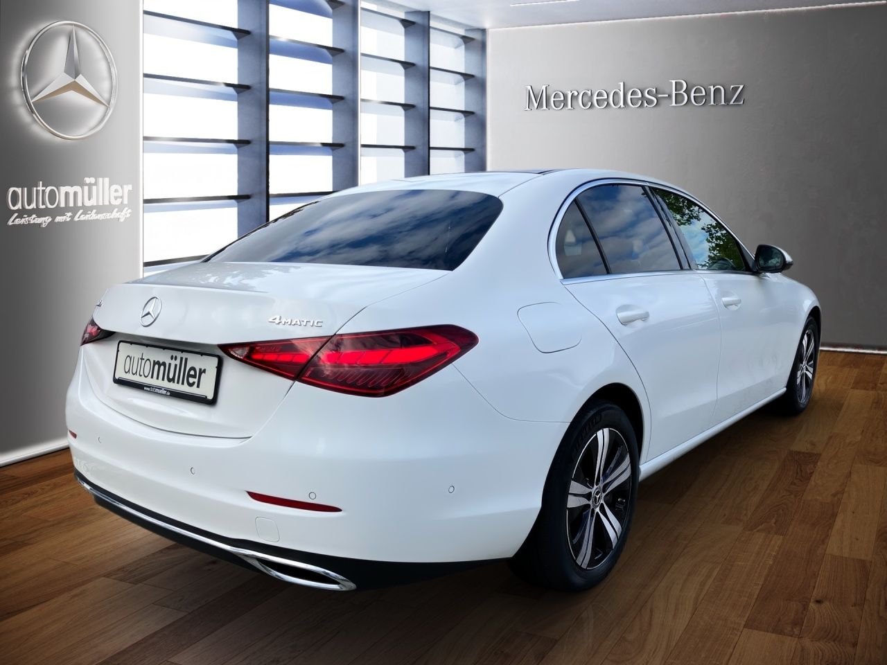 Fahrzeugabbildung Mercedes-Benz C 400 e 4M Avantgarde Pano DigitalL Burmester 36
