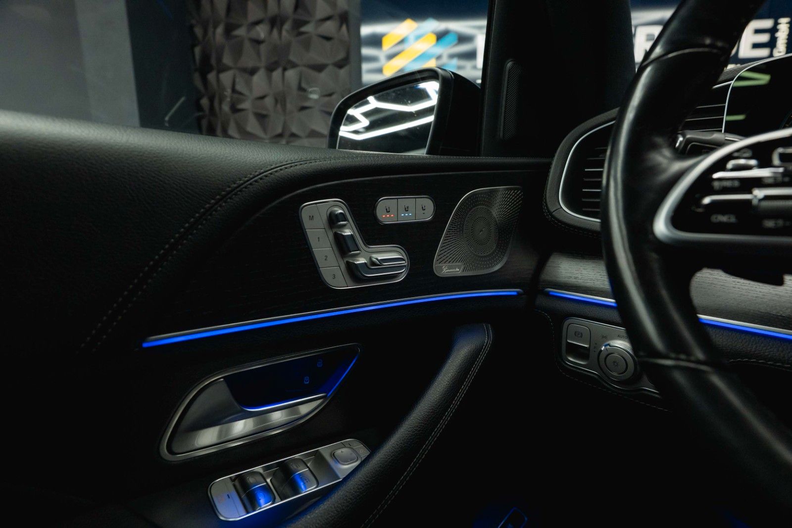 Fahrzeugabbildung Mercedes-Benz GLE 450 4Matic AMG NightPaket | Pano | ACC | LED