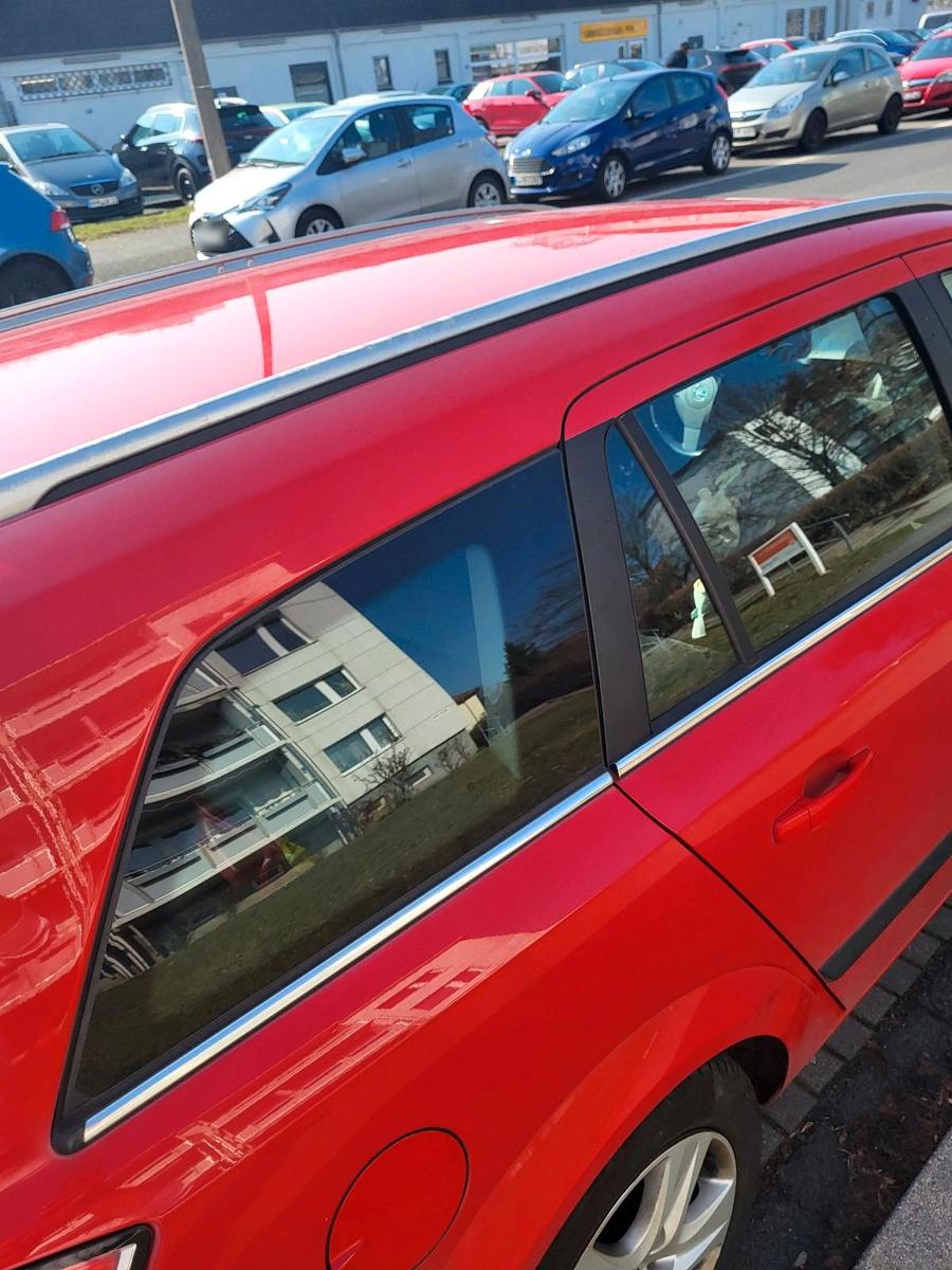 Opel Astra 2005 — photo 8