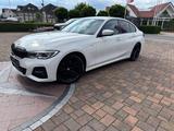 BMW 320 320 d M Sport HUD Paket 19  - BMW 320 mit Diesel-Antrieb: Limousine, Paket