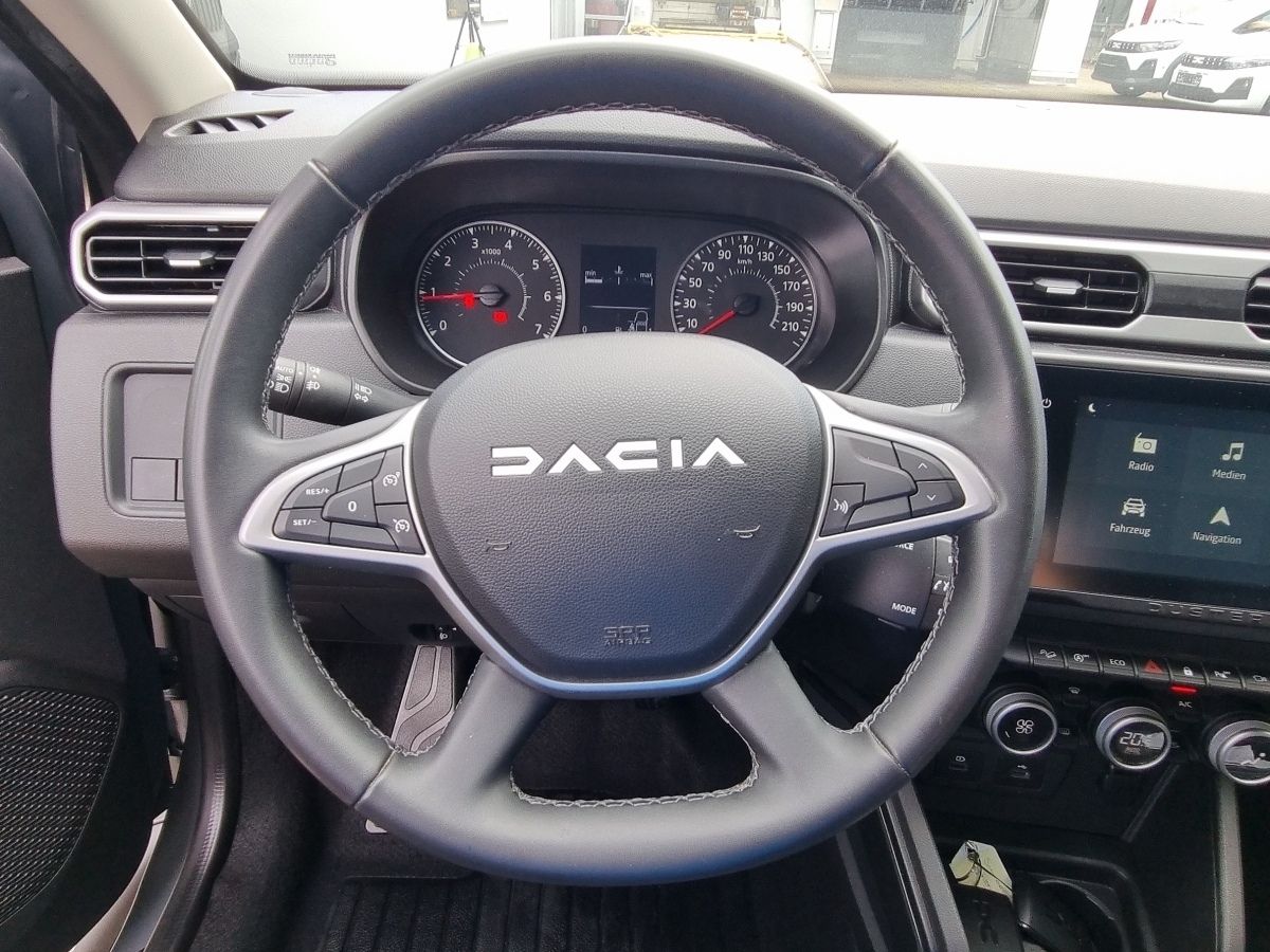 Fahrzeugabbildung Dacia Duster Journey TCe 150 4x4