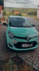 Renault Twingo Dynamique 1.2 LEV 16V 75 Dynamique - Renault Twingo mit Anhängerkupplung