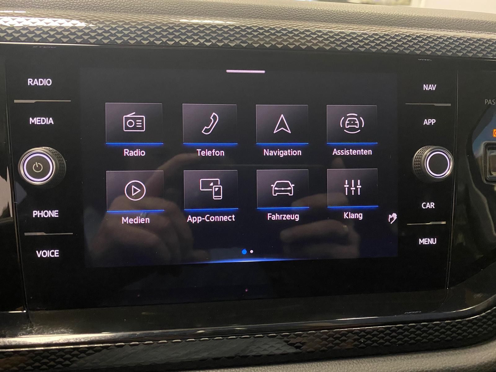 Fahrzeugabbildung Volkswagen Taigo 1.5 TSI ACT Life APP+MATRIX+ALLWETTER+RFK+