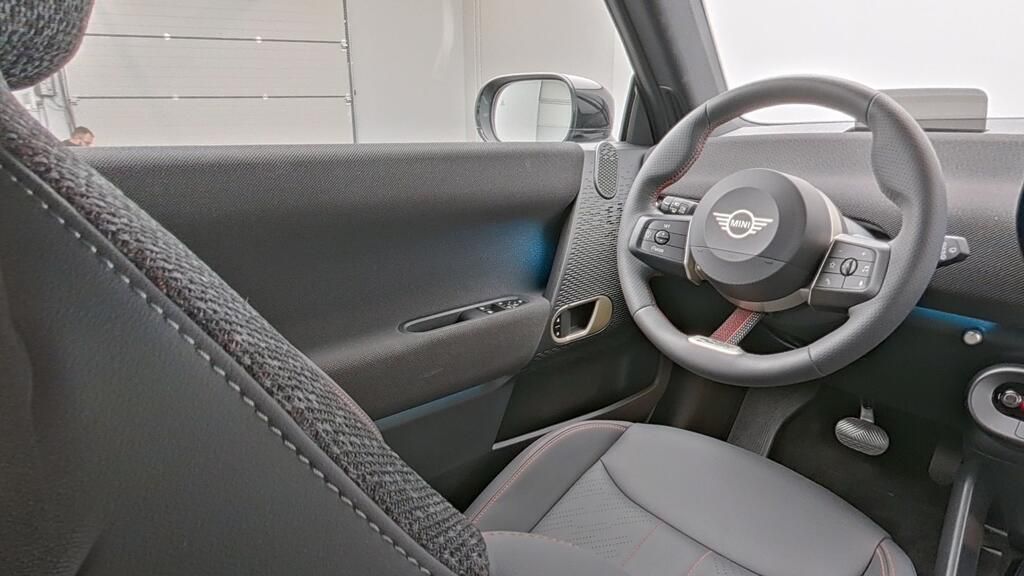 MINI Cooper SE - Bild 11