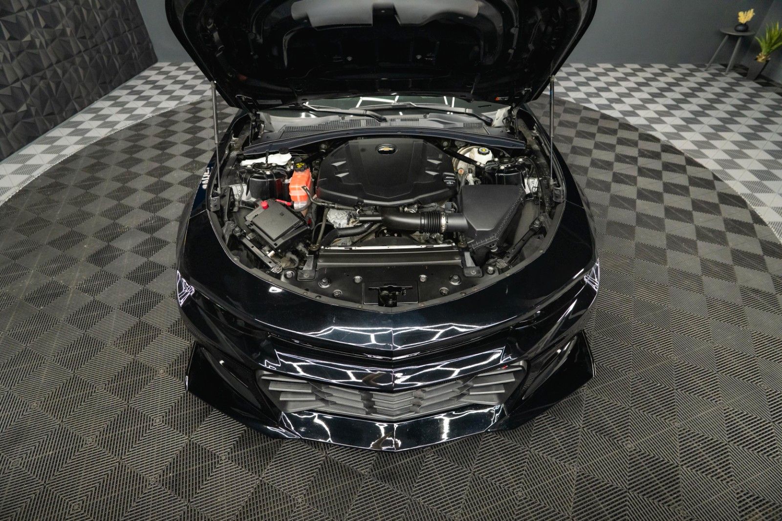 Fahrzeugabbildung Chevrolet Camaro 3.6 V6 Coupe ZL1 Performance *CarPlay*19%