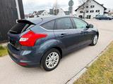 Ford Focus Lim. Titanium - Gebrauchtwagen in München bis 5.000 Euro